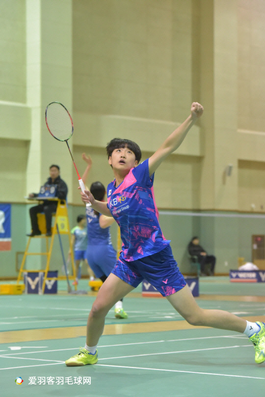 他的声音一 他的声音一